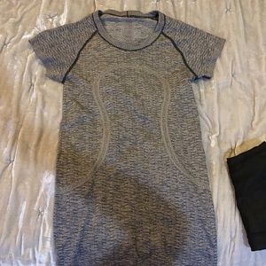 Lululemon swiftly tech SS crew